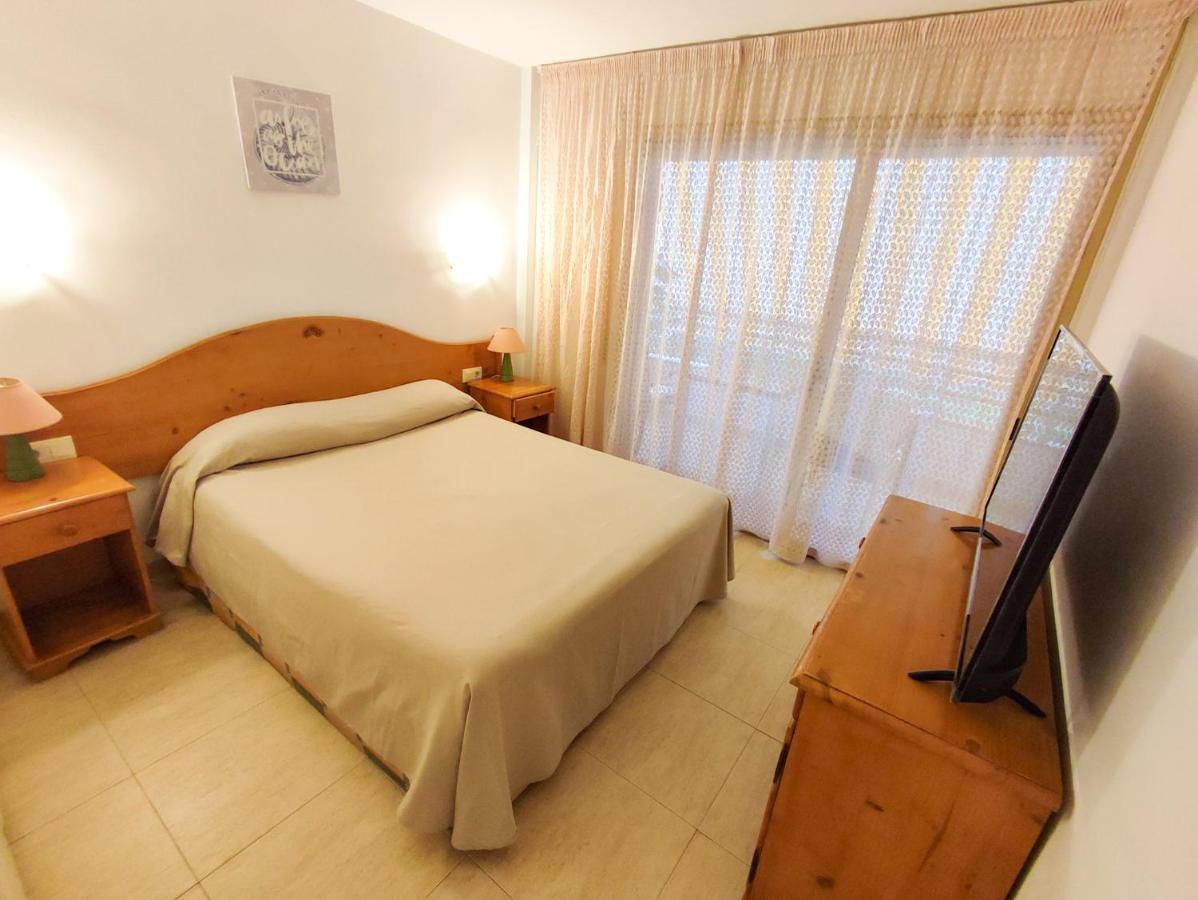 Apartamentos Colibri Cambrils Bagian luar foto