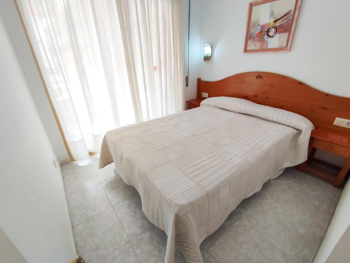 Apartamentos Colibri Cambrils Bagian luar foto