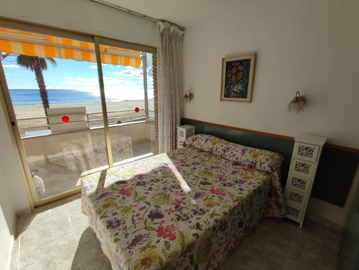 Apartamentos Colibri Cambrils Bagian luar foto